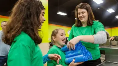 Volunteers with Bottle Drop Photo