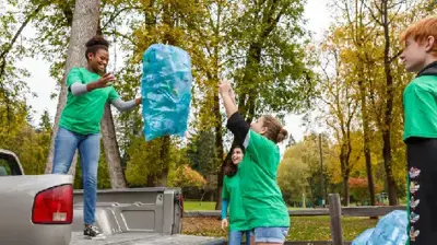 Volunteers with Bottle Drop Photo