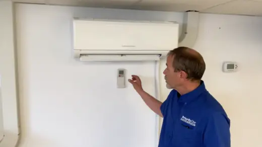 tech operates ductless remote